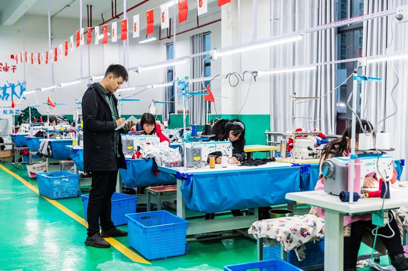 貴州萬山 靶向施策解民憂，搬遷群眾穩(wěn)崗增收有保障